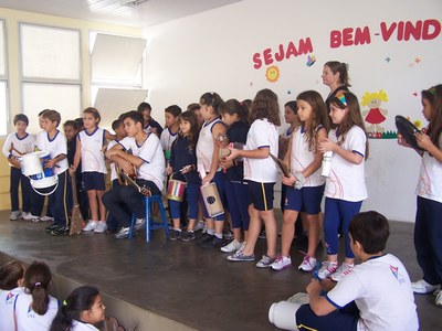 Apresentando Instrumentos Musicais