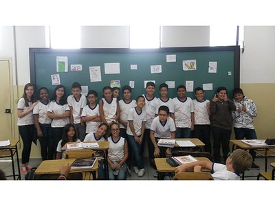 Atividade SLOGAN - Turma da Professora Daniella - Inglês Intermediário