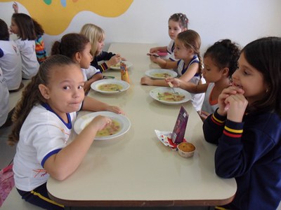 Culinária Sopa de Mandioca