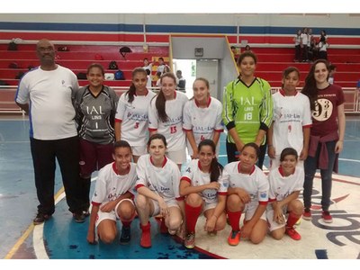 Equipe de futsal feminino do IAL é campeão regional do JEESP/ Etapa II